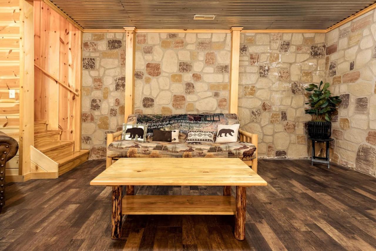 Smoky Mtn Hideaway - Cabin W/ Hot Tub & Pool Table Sevierville Exterior foto